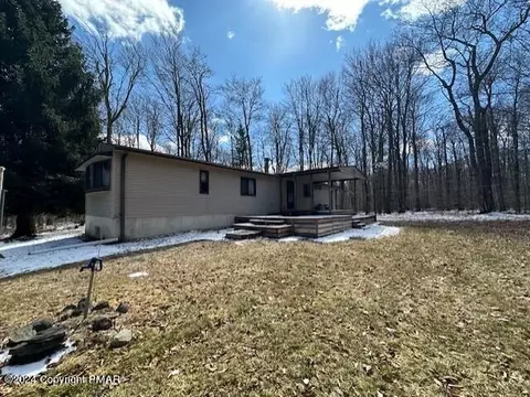 1192 Fox Trl, Cresco, PA 18326