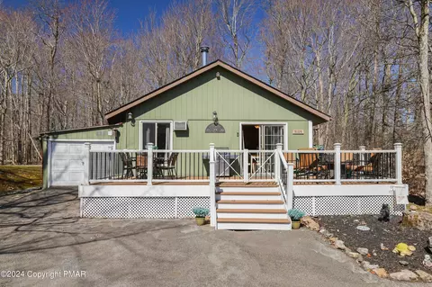 5105 Shawnee Oval, Tobyhanna, PA 18466