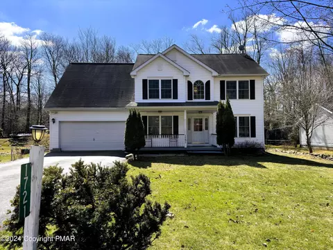 1721 Gordon Ln, Tobyhanna, PA 18466