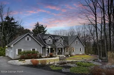 633 Long Mountain Rd, Effort, PA 18330