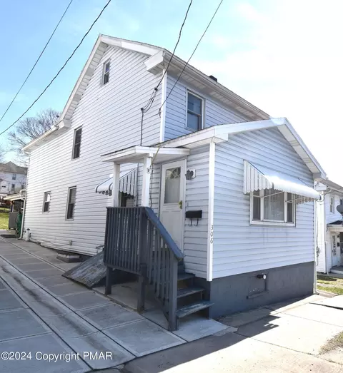 306 North St, Jim Thorpe, PA 18229