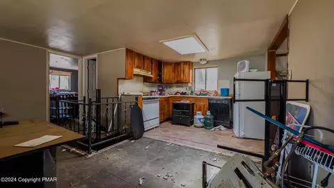 515 W Chipmunk Rd, Bushkill, PA 18324 photo 10