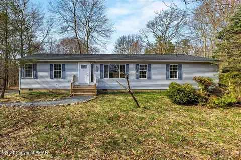 35 Wolf Dr, Jim Thorpe, PA 18229