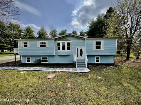 1336 Route 209 Rte, Gilbert, PA 18331