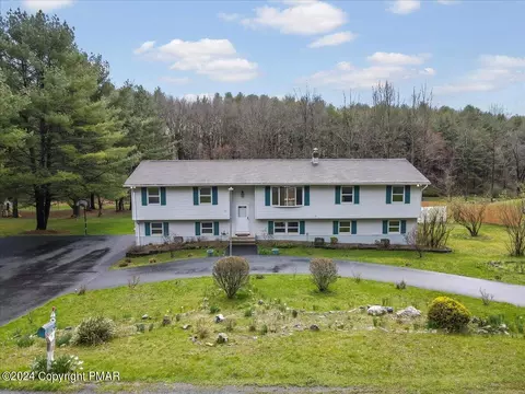 126 Meadow Pass, Saylorsburg, PA 18353