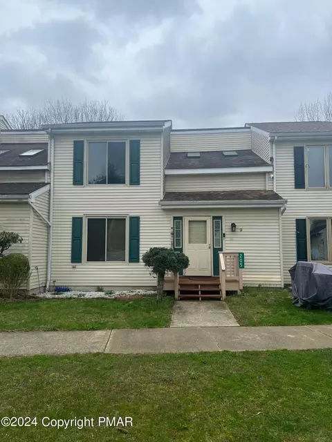 205 Maple Ln, East Stroudsburg, PA 18302