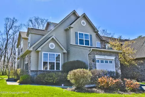 1718 Big Ridge Dr, East Stroudsburg, PA 18302
