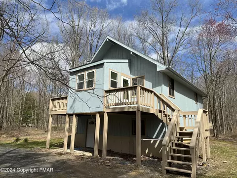265 Squirrelwood Ct, Effort, PA 18330