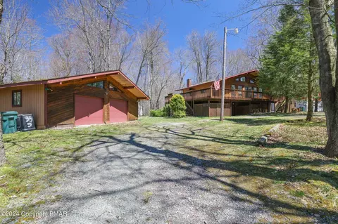 3115 Carobeth Dr, Tobyhanna, PA 18466