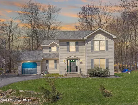 4140 Devon Dr, Tobyhanna, PA 18466
