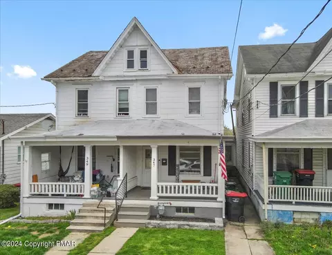 347 N 4th St, Lehighton, PA 18235
