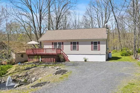 1225 Mink Trl, Bushkill, PA 18324