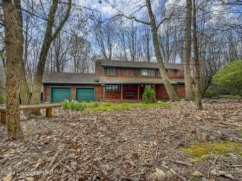 212 Briarwood Dr, Effort, PA 18330