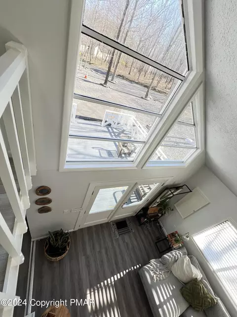 155 Sparrow Loop, Bushkill, PA 18324 photo 30