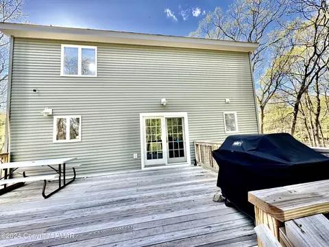 225 Whippoorwill Dr, Bushkill, PA 18324 photo 31