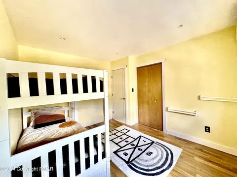 225 Whippoorwill Dr, Bushkill, PA 18324 photo 29