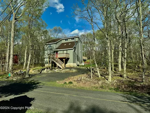 225 Whippoorwill Dr, Bushkill, PA 18324 photo 40