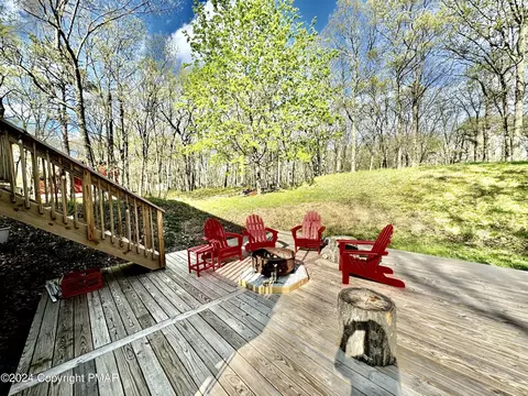 225 Whippoorwill Dr, Bushkill, PA 18324 photo 35