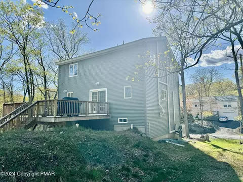 225 Whippoorwill Dr, Bushkill, PA 18324 photo 39