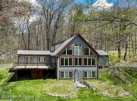 5118 Autumn Ln, Pocono Lake, PA 18347