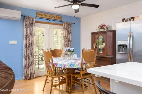120 Cornwall Pl, Bushkill, PA 18324 photo 5