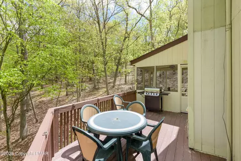 120 Cornwall Pl, Bushkill, PA 18324 photo 28
