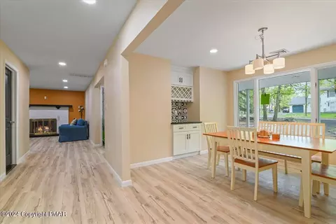 171 Davis Cir, Bushkill, PA 18324 photo 13