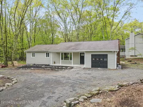 171 Davis Cir, Bushkill, PA 18324 photo 36