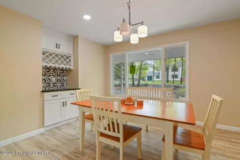 171 Davis Cir, Bushkill, PA 18324 photo 11