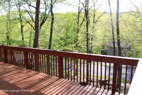 6359 Decker Rd, Bushkill, PA 18324 photo 15