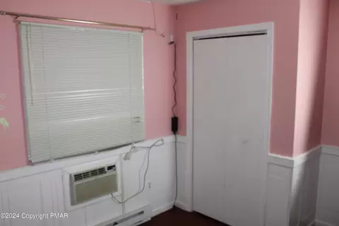 6359 Decker Rd, Bushkill, PA 18324 photo 7