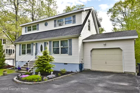 229 Dorset Rd, Tobyhanna, PA 18466
