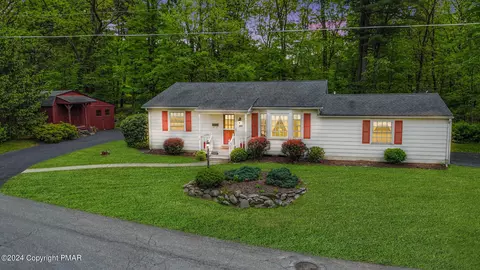 5465 Rabbit Foot Rd, East Stroudsburg, PA 18301