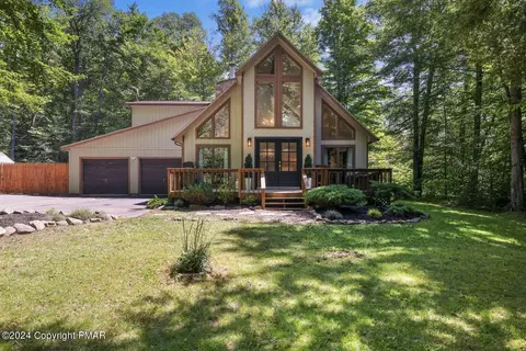 110 Anna Rd, Blakeslee, PA 18610