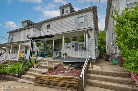 1006 Center St, Easton, PA 18042