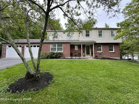 1219 Sullivan Trl, Scotrun, PA 18355