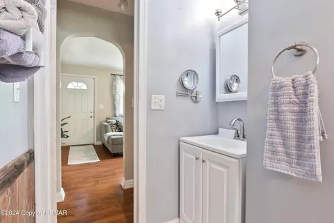 1884 Reading Dr, Bethlehem, PA 18015 photo 21