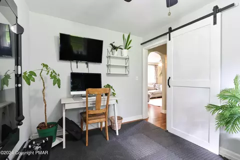 1884 Reading Dr, Bethlehem, PA 18015 photo 19