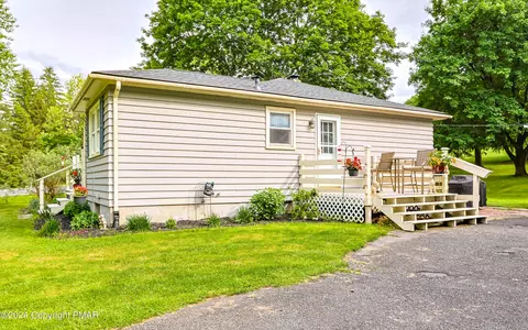 1884 Reading Dr, Bethlehem, PA 18015 photo 26