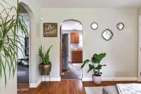1884 Reading Dr, Bethlehem, PA 18015 photo 11