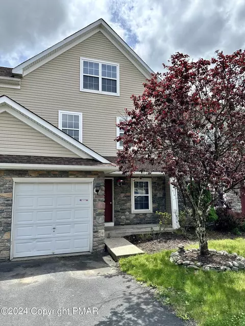 51 C Lower Ridge Vw, East Stroudsburg, PA 18302