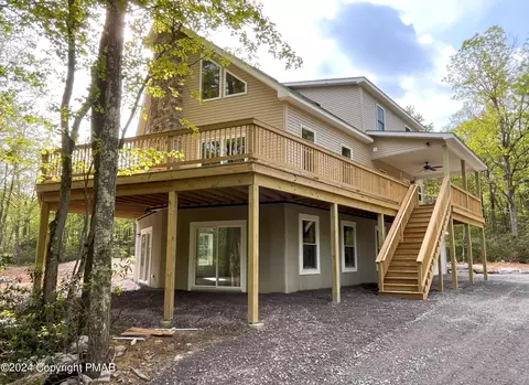 11 Susquehanna Dr, Jim Thorpe, PA 18229