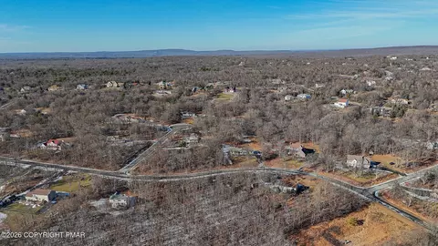 Patten Circle, Albrightsville, PA 18210
