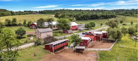 7483 Bausch Rd, New Tripoli, PA 18066