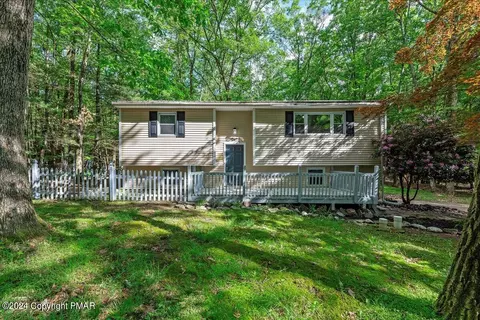 170 Majestic Dr, Saylorsburg, PA 18353