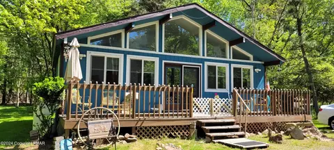 745 Stony Mountain Rd, Albrightsville, PA 18210