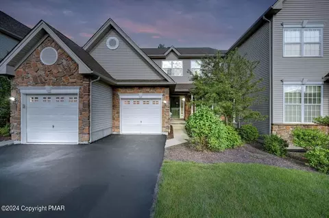 1814 Big Ridge Dr, East Stroudsburg, PA 18302
