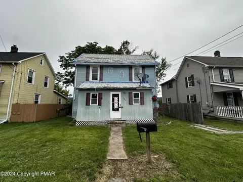 1613 2nd Ave, Berwick, PA 18603