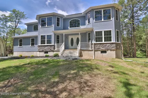 5107 Hounds Ear Rd, Tobyhanna, PA 18466