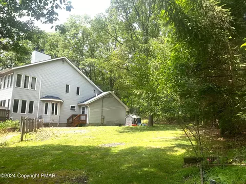 141 Rushmore Rd, Effort, PA 18330